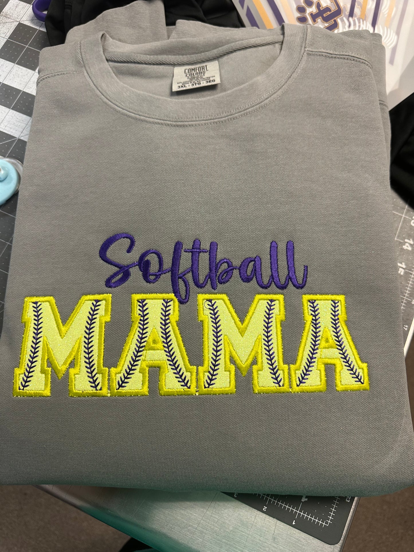 Softball/ Baseball Mama Applique Side Bows