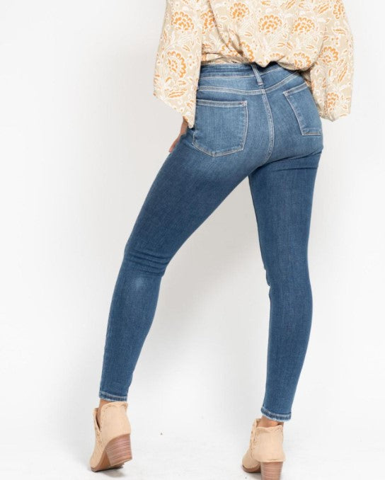 Judy Blue Medium Wash Button Fly Skinny