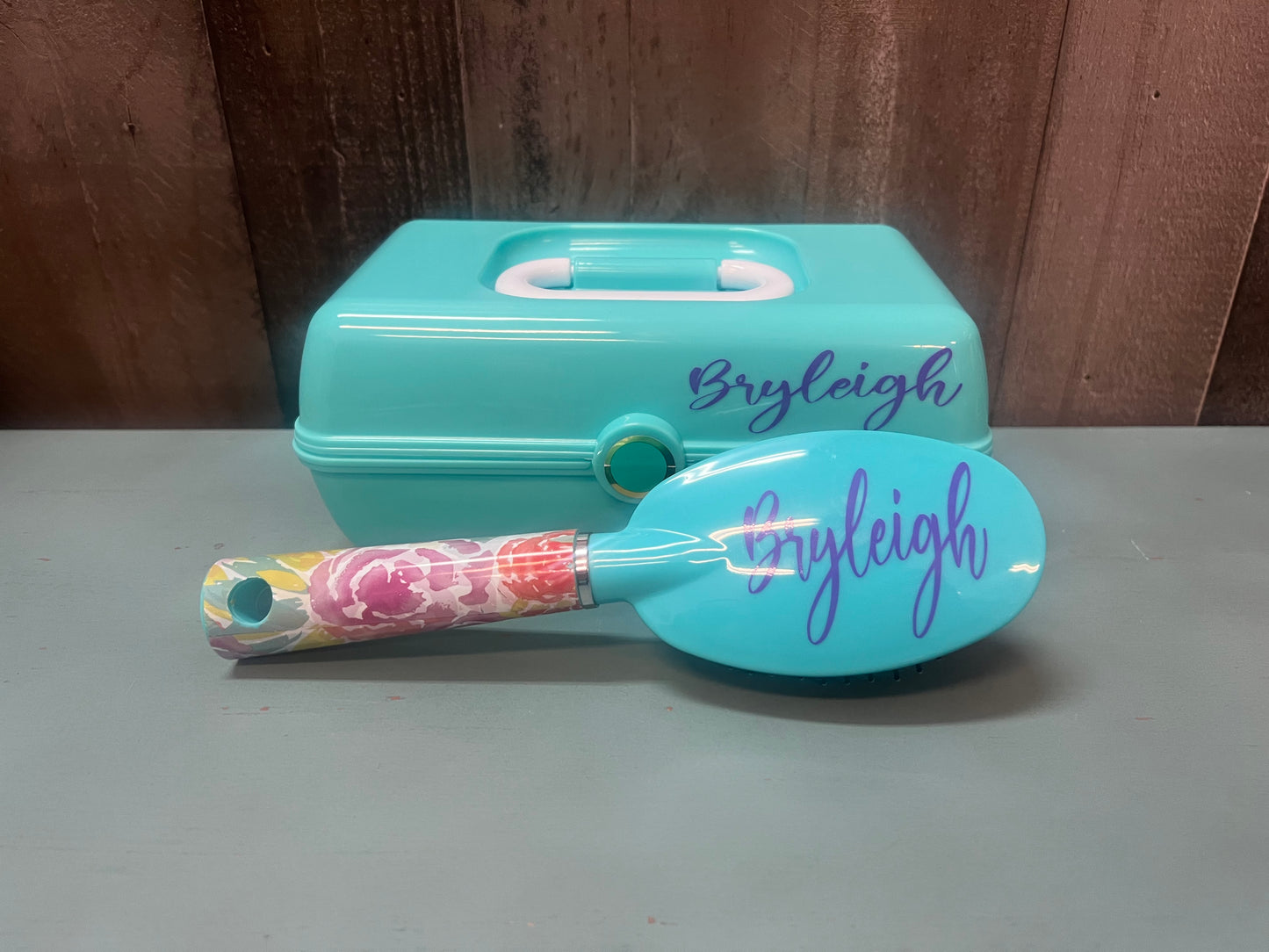 Girl's Gift Set- Caboodle/Brush